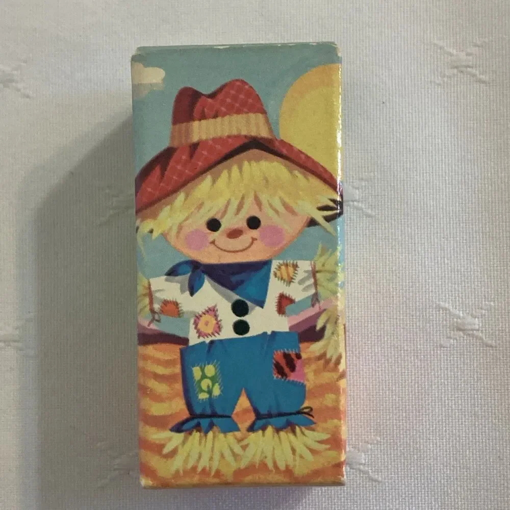Vintage Avon Peter Patch Pin Pal Fragrance Glacé 1975 Scarecrow